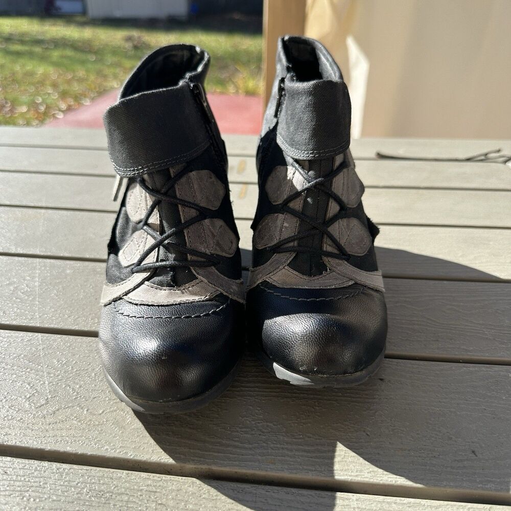 Dkode leather booties Black And Gray Sz 40/9